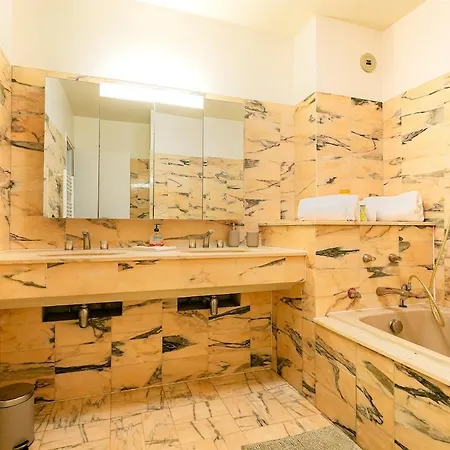 2 Pieces 65m2 - Porte De Paris *